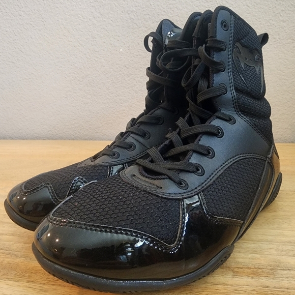 Venum Mens Elite Professional Boxing Shoes Sneakers Mid Cut Lace Up Black Size 6 - Picture 8 of 13